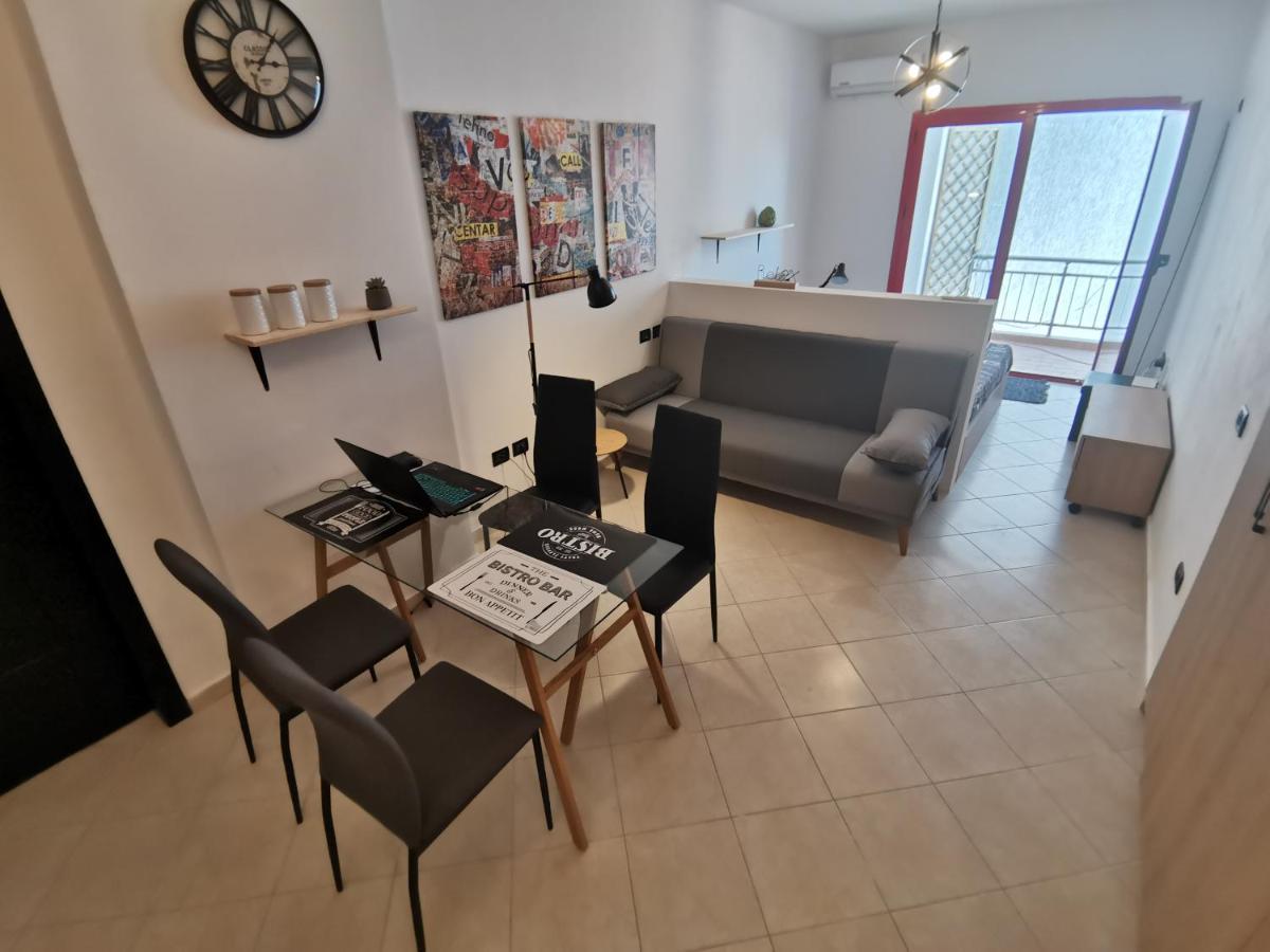 Apartament Art Clever