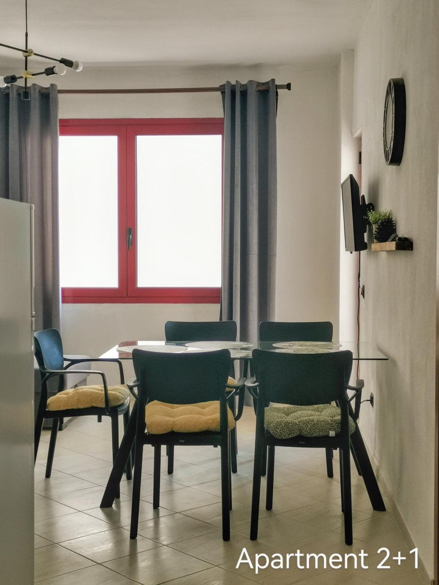 Art Clever Durrës